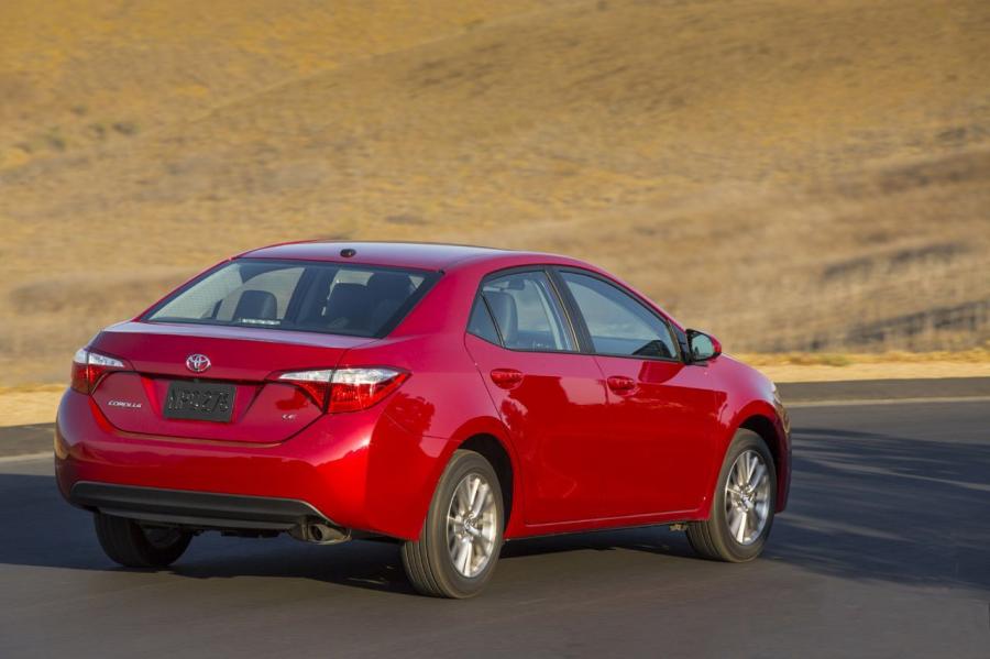  Toyota Corolla 2014 года  (фото 195 из 212)